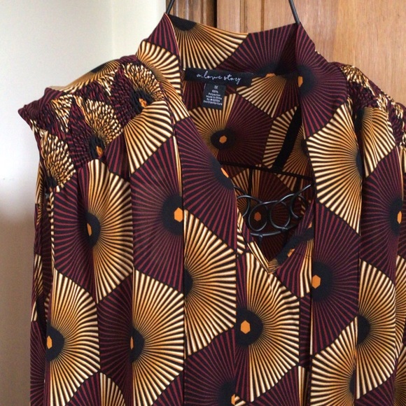 A love story blouse, 1X - Picture 2 of 7